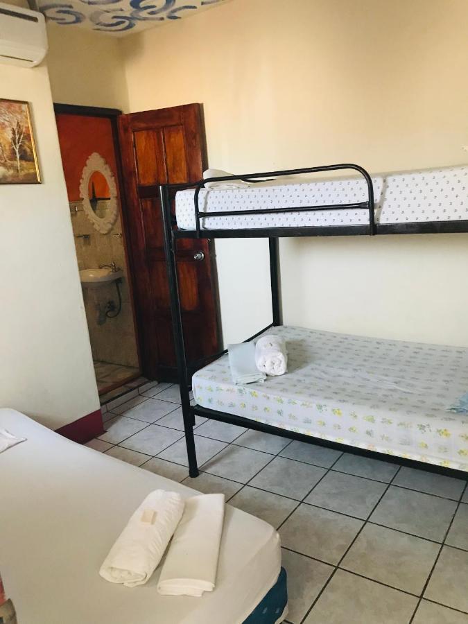 Hostal Brisas Y Olas San Juan del Sur Bagian luar foto