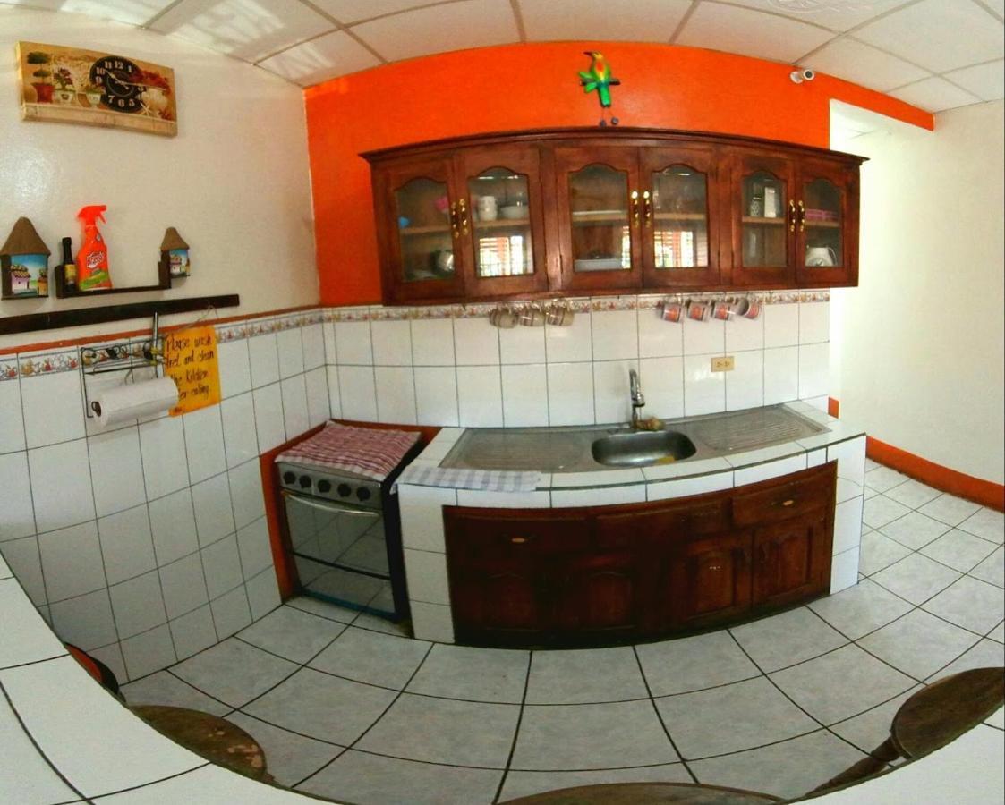 Hostal Brisas Y Olas San Juan del Sur Bagian luar foto